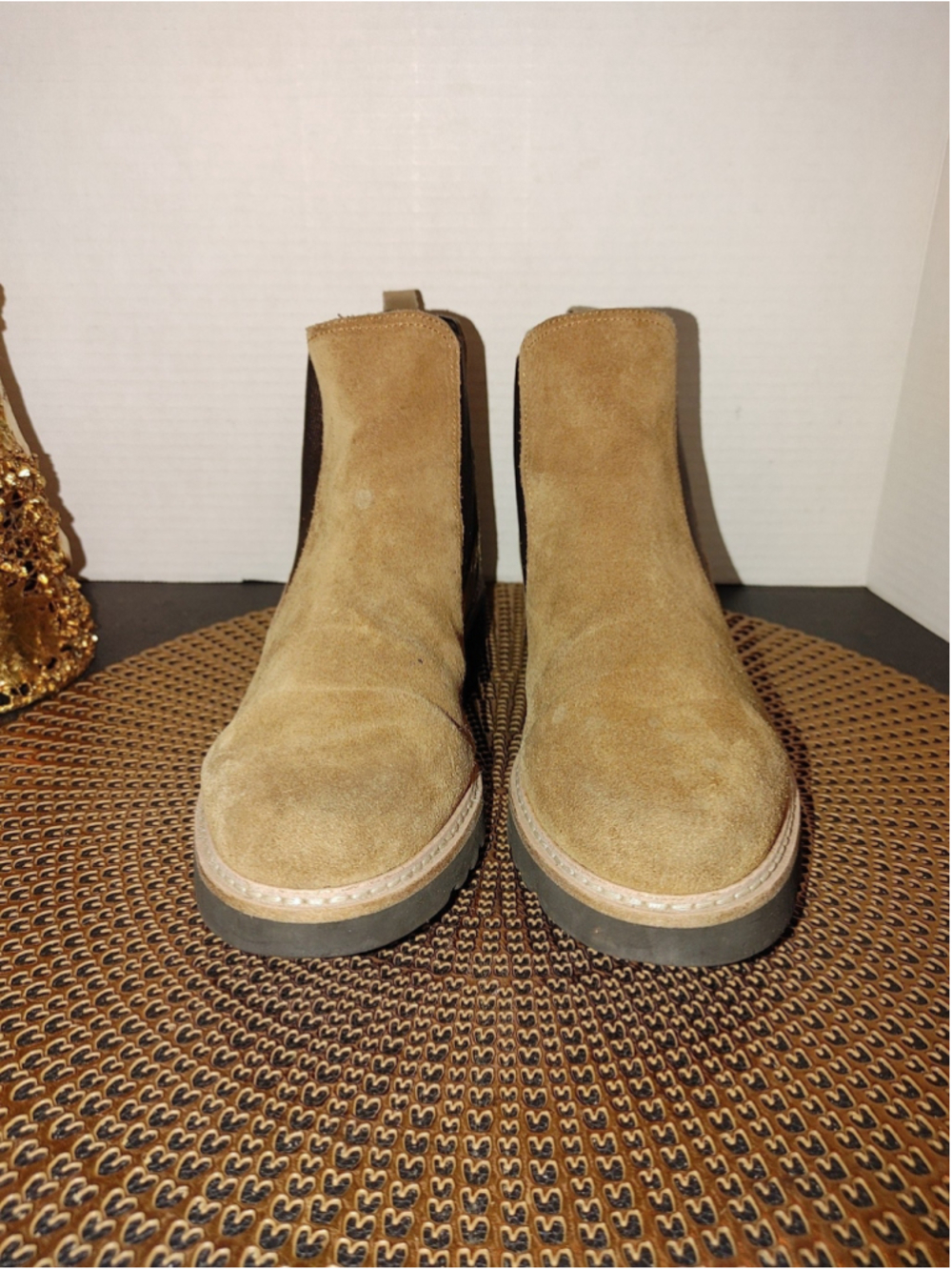 Donald J. Pliner Carisac Model Bootie Size 8.5M - Picture 2 of 4